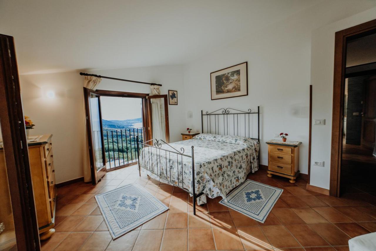 Апарт отель Residenza Golfo Degli Ulivi Каприоли Экстерьер фото